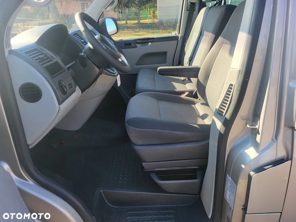 Volkswagen Transporter - 21