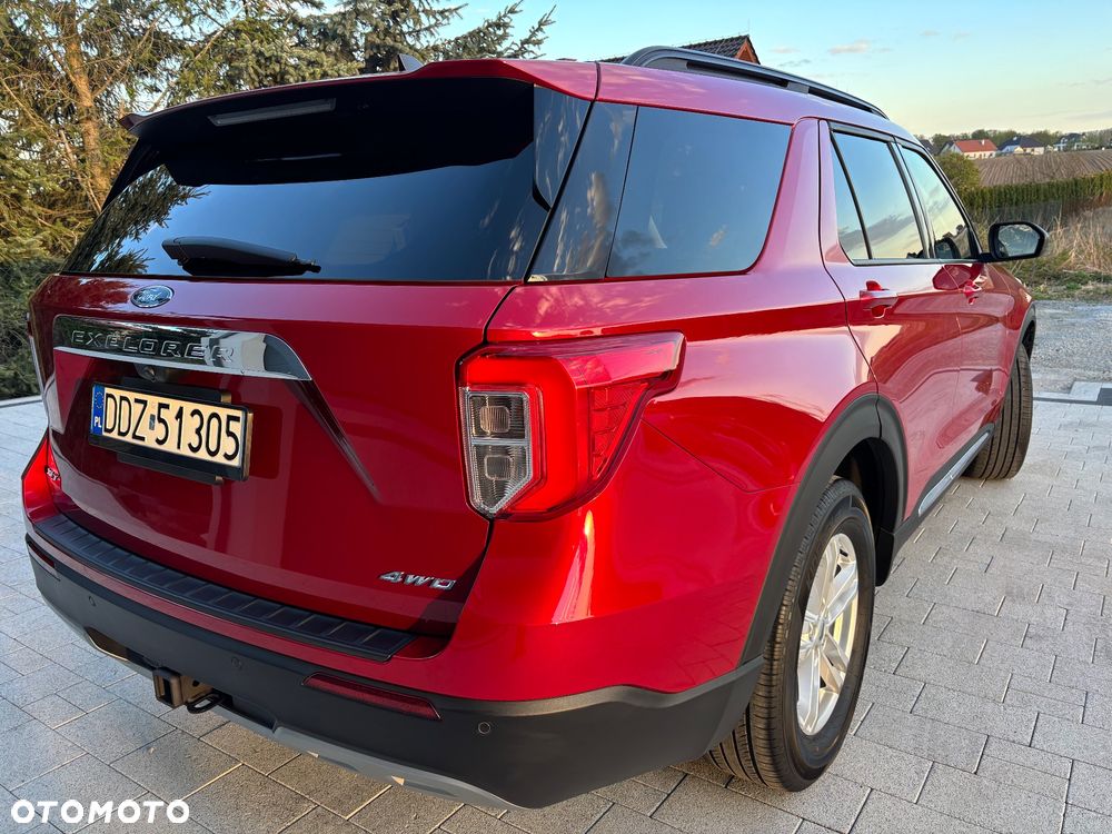 Ford Explorer - 10