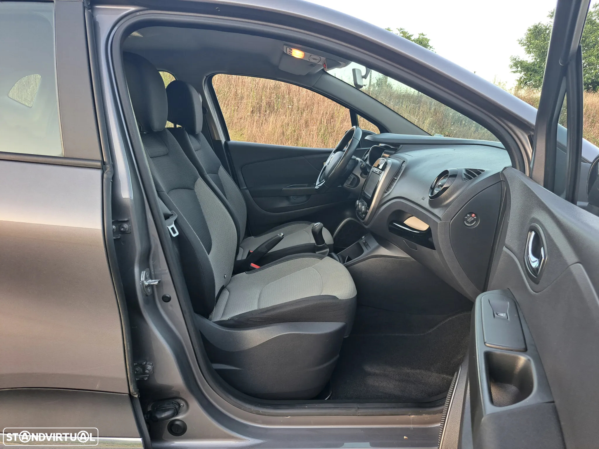 Renault Captur ENERGY dCi 90 Experience - 12