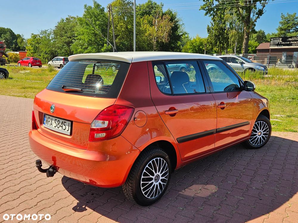 Skoda Fabia 1.2 HTP Cool Colour Edition - 18
