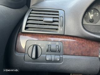 BMW 320 d Sport - 16