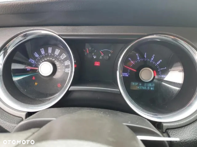 Ford Mustang 3.7 V6 Premium - 9
