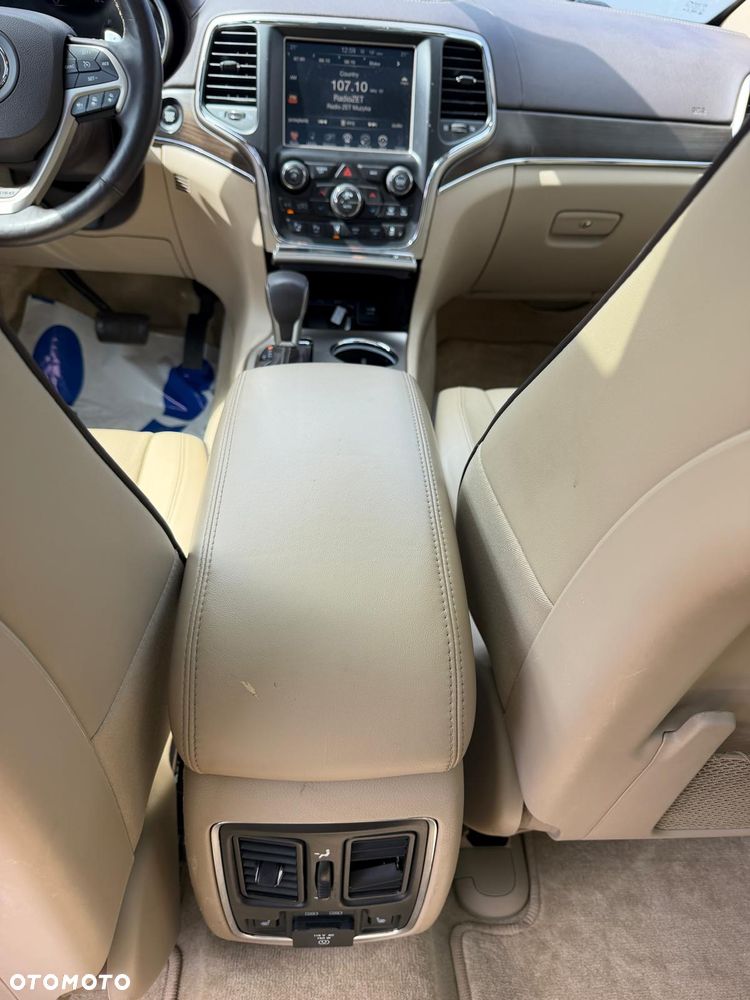Jeep Grand Cherokee 5.7 V8 Overland - 27