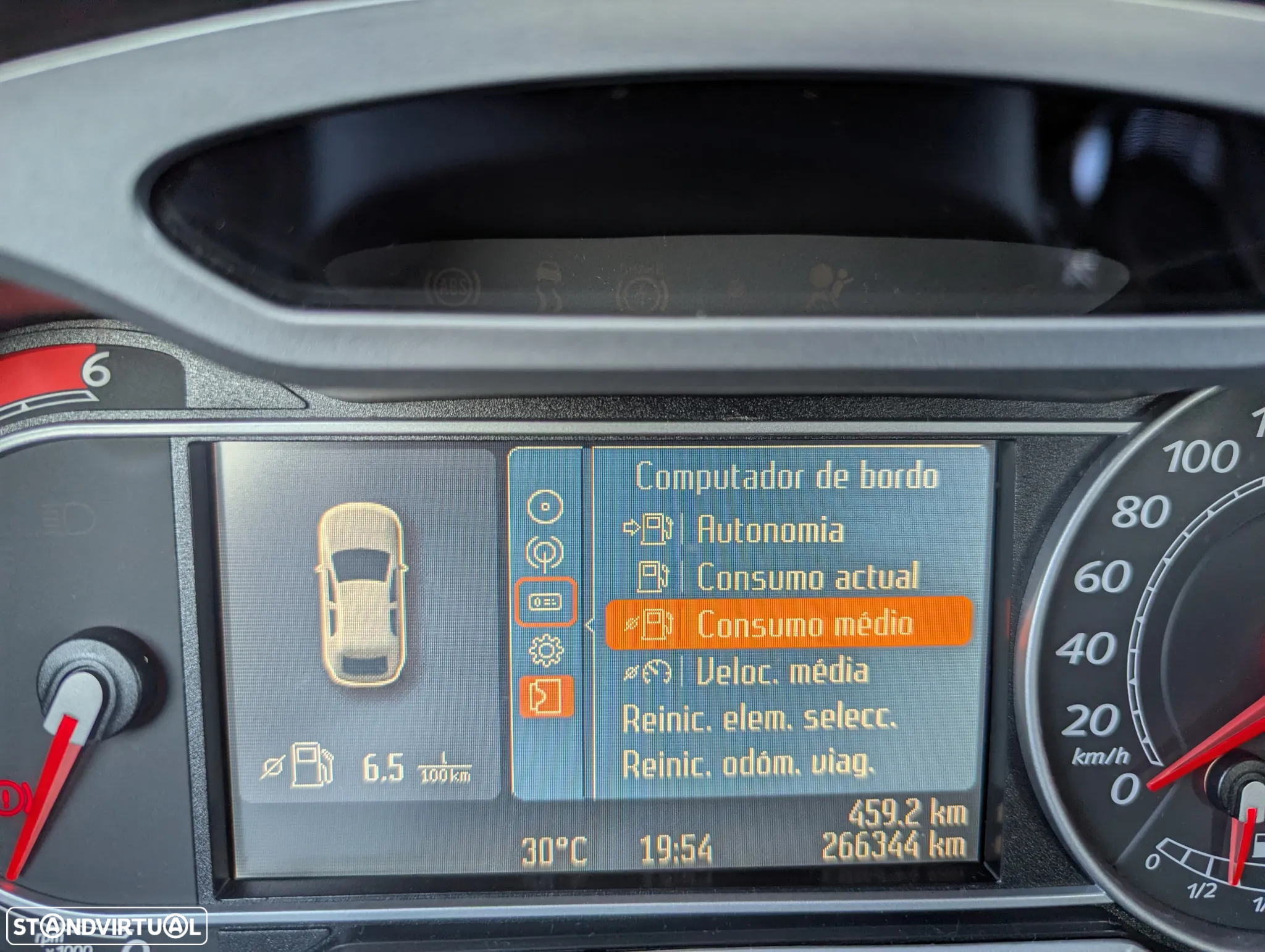 Ford Mondeo SW 1.8 TDCi Titanium - 30