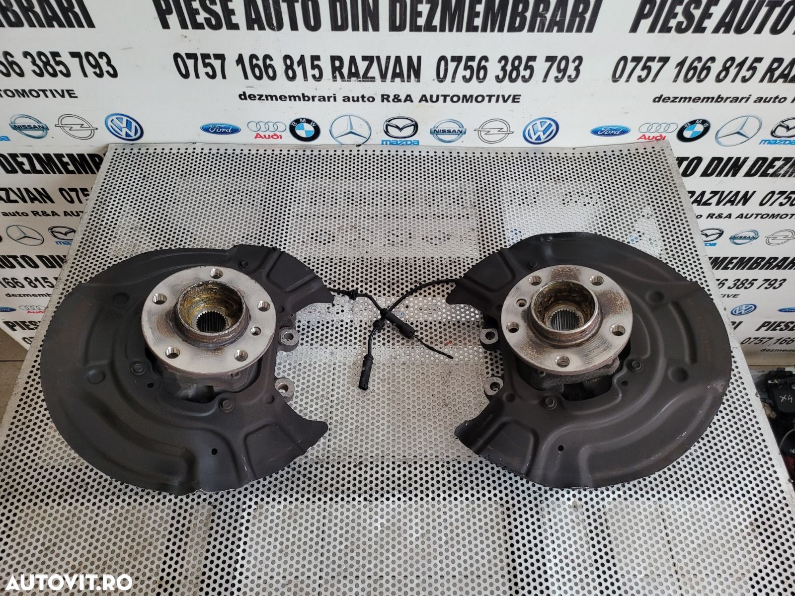 Fuzete Fuzeta Stanga Dreapta Spate Bmw X4 F26 2.0 Diesel B47 X Drive Ca Si Noi Masina Cu 22.000 Km Dezmembrez Bmw X4 F26 2.0 Diesel Motor B47 Xdrive 4x4 Volan Stanga Bi-Xenon - 1