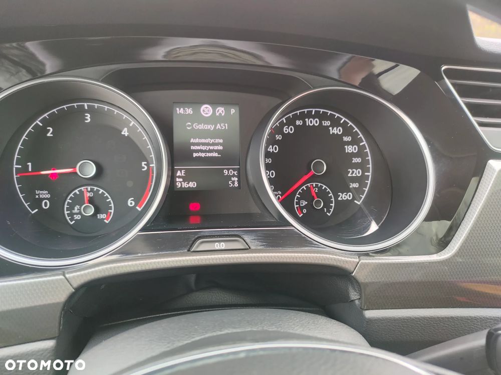 Volkswagen Touran 1.6 TDI SCR (BlueMotion Technology) DSG Comfortline - 35