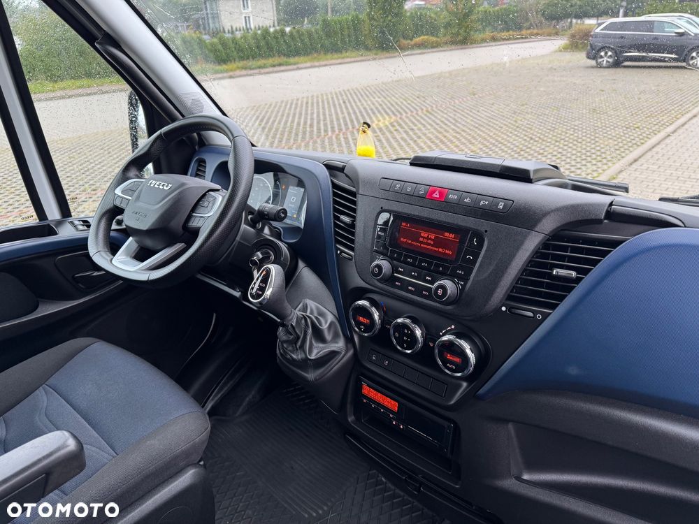 Iveco Daily‼️72C18‼️2021r 3.0 HI-MATIC Chłodnia/Mroźnia zakres -32C THERMO KING V-500 MAX Źródło Zasilania 400V Grube Ściany/Podłoga Przegroda komorowa‼️ Full LED na bliźniaku Salon Polska DMC7200kg - 29