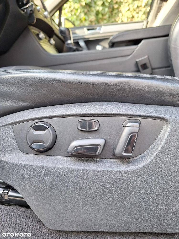 Volkswagen Touareg 3.0 V6 TDI BMT Perfectline R-Style - 20