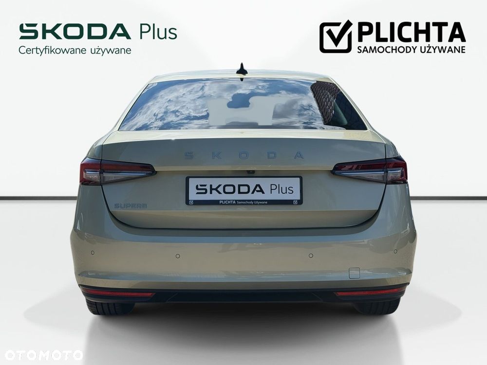 Skoda Superb 2.0 TDI SCR Selection DSG - 8