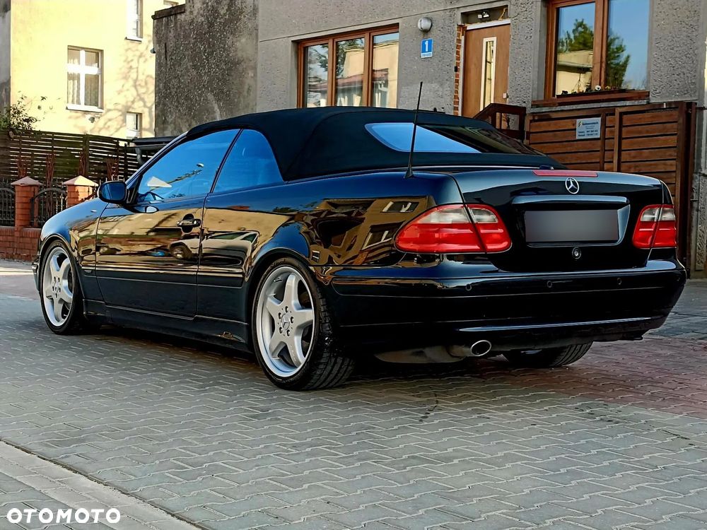 Mercedes-Benz CLK - 3