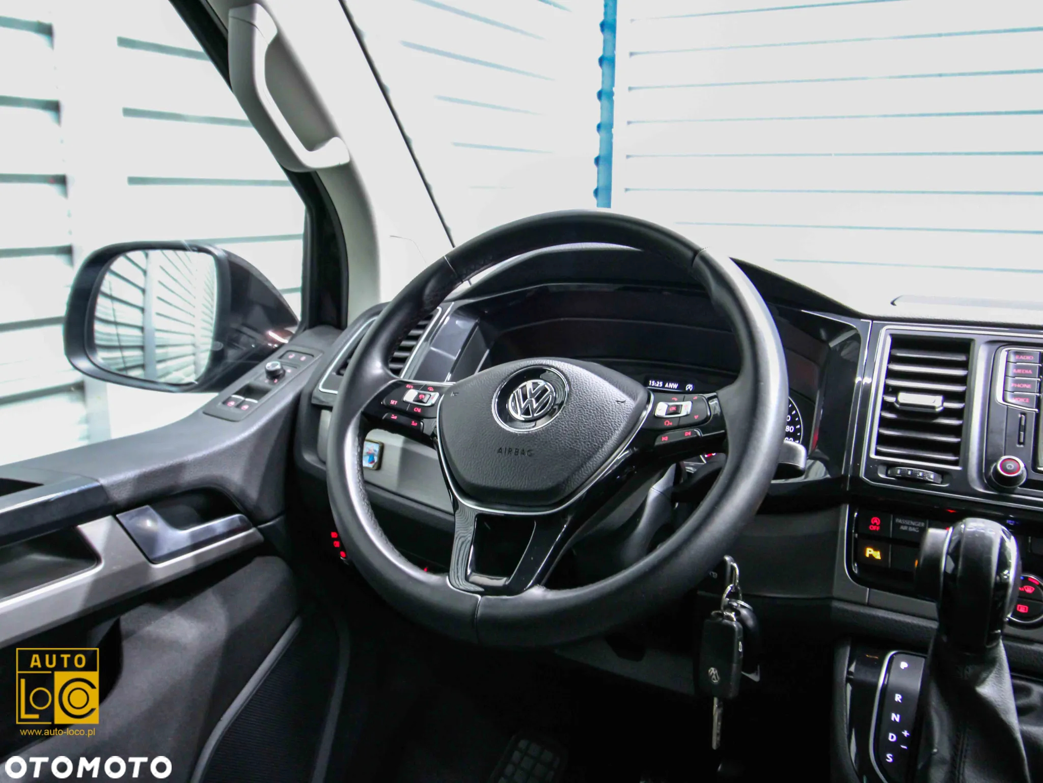 Volkswagen Multivan 2.0 BiTDI L2 Comfortline 4Motion DSG - 28