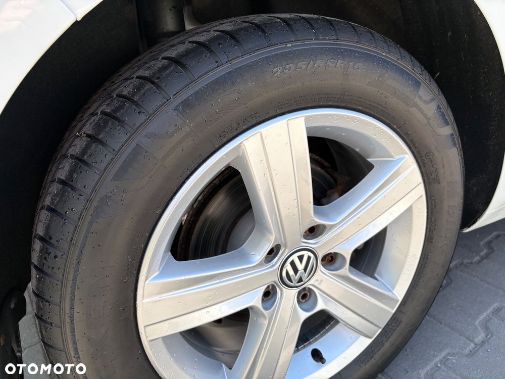 Volkswagen Golf 1.4 TSI BMT Highline DSG - 16