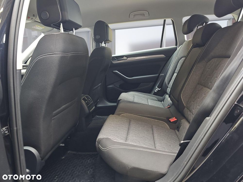 Volkswagen Passat Variant 1.5 TSI EVO Business DSG - 10