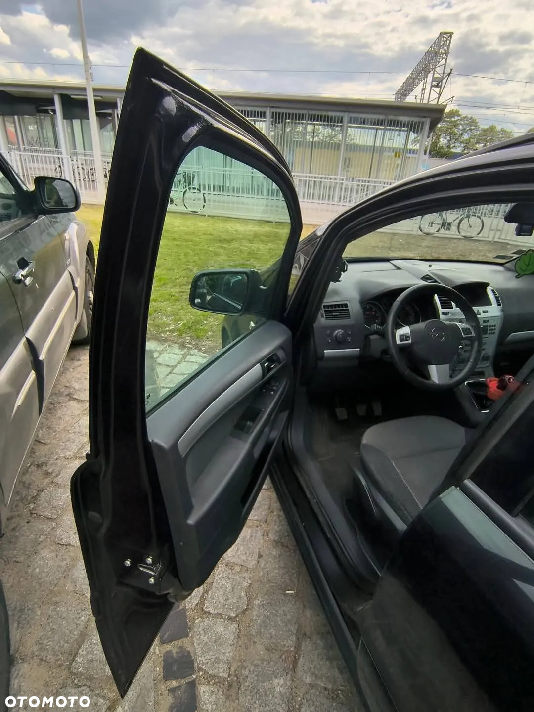 Opel Zafira 1.9 CDTI - 12