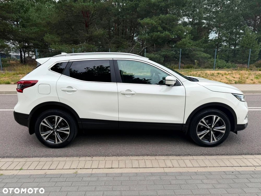 Nissan Qashqai 1.3 DIG-T Tekna - 11