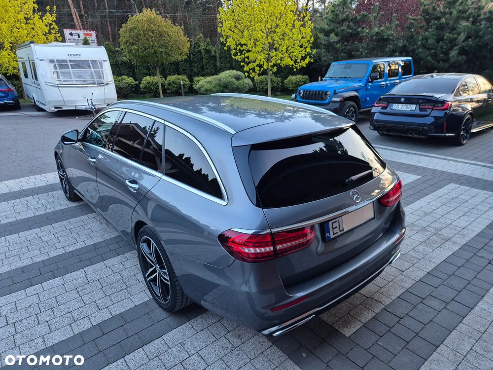 Mercedes-Benz Klasa E 220 d 4-Matic Exclusive - 17