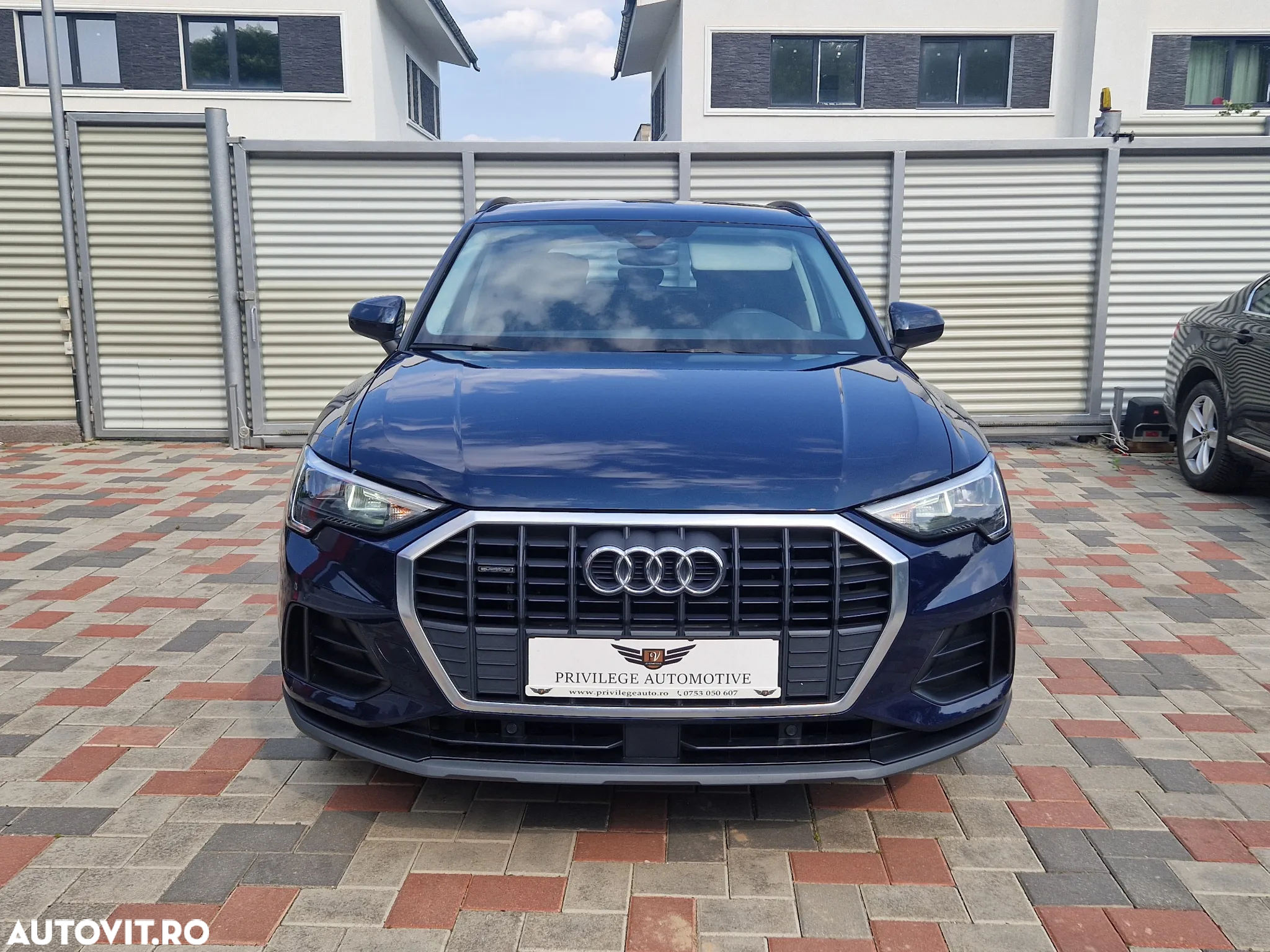 Audi Q3 2.0 35 TDI S tronic quattro Basic - 2