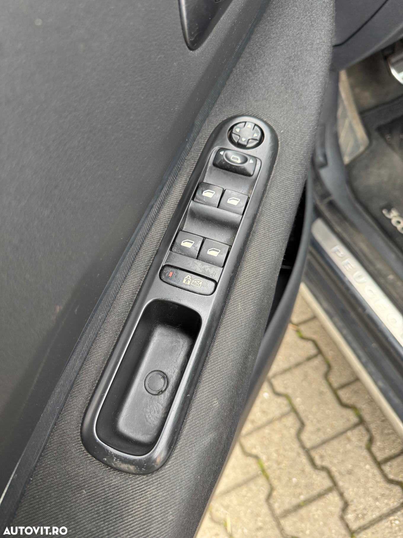Peugeot 3008 2.0 HDI FAP Active - 12