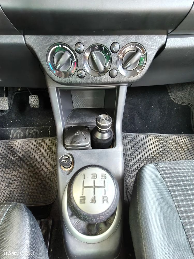 Suzuki Swift 1.3 16V GA - 5