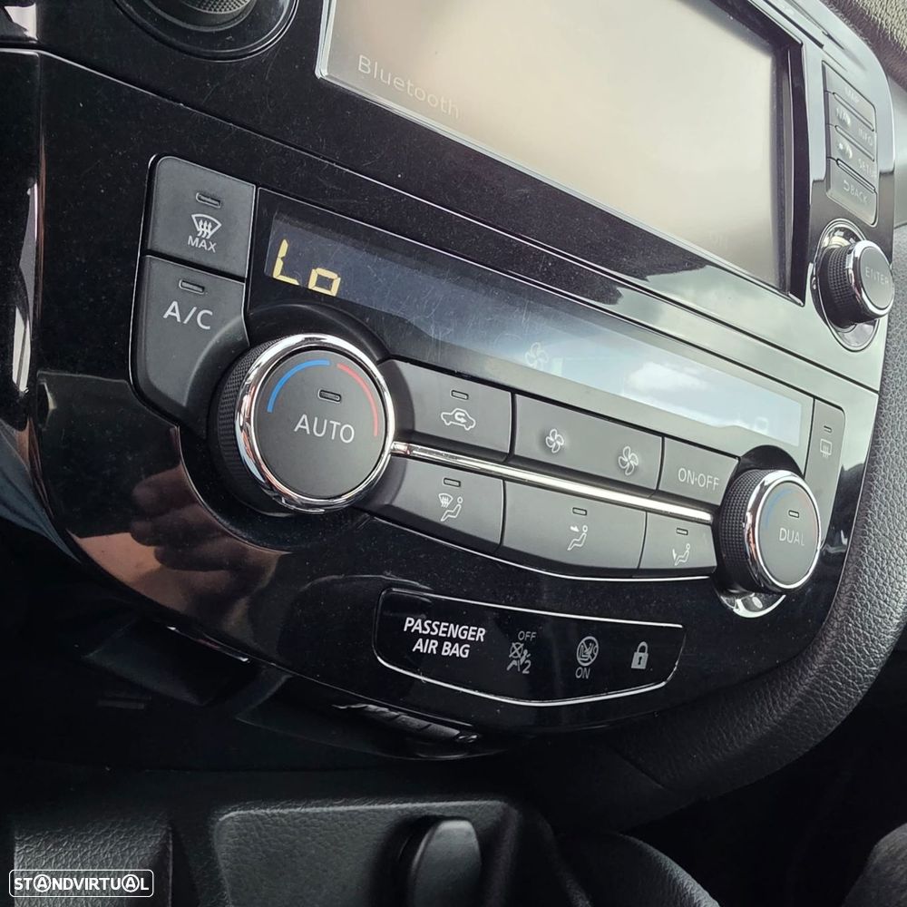 Nissan Qashqai 1.2 DIG-T N-Connecta Led Xtronic - 25