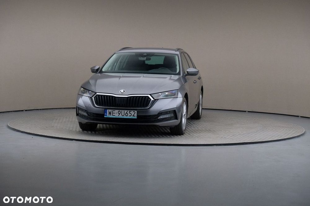Skoda Octavia - 3