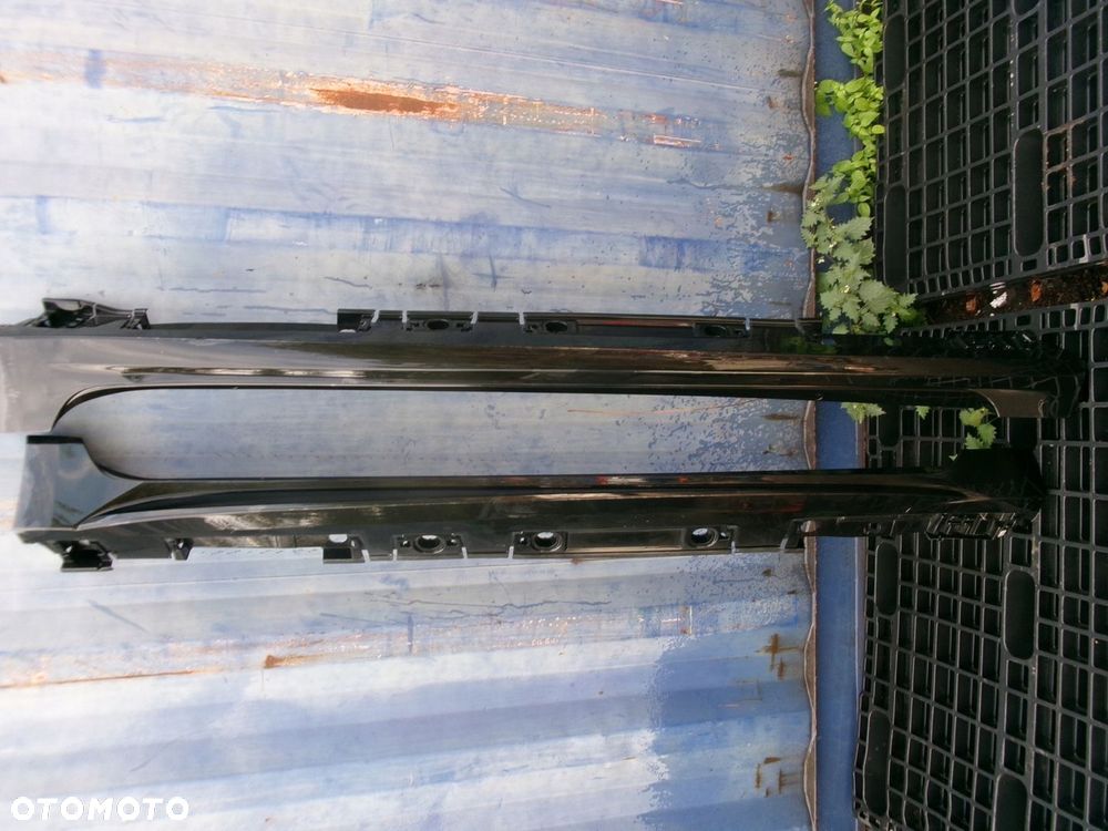 Toyota Corolla E21 HB Progi nakładki progowe - 1