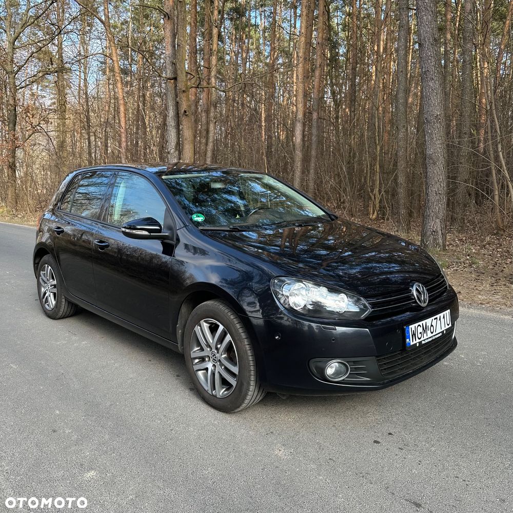 Volkswagen Golf - 2