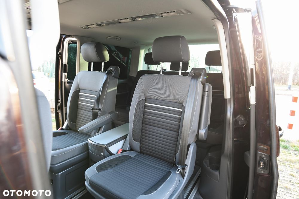Volkswagen Multivan - 9