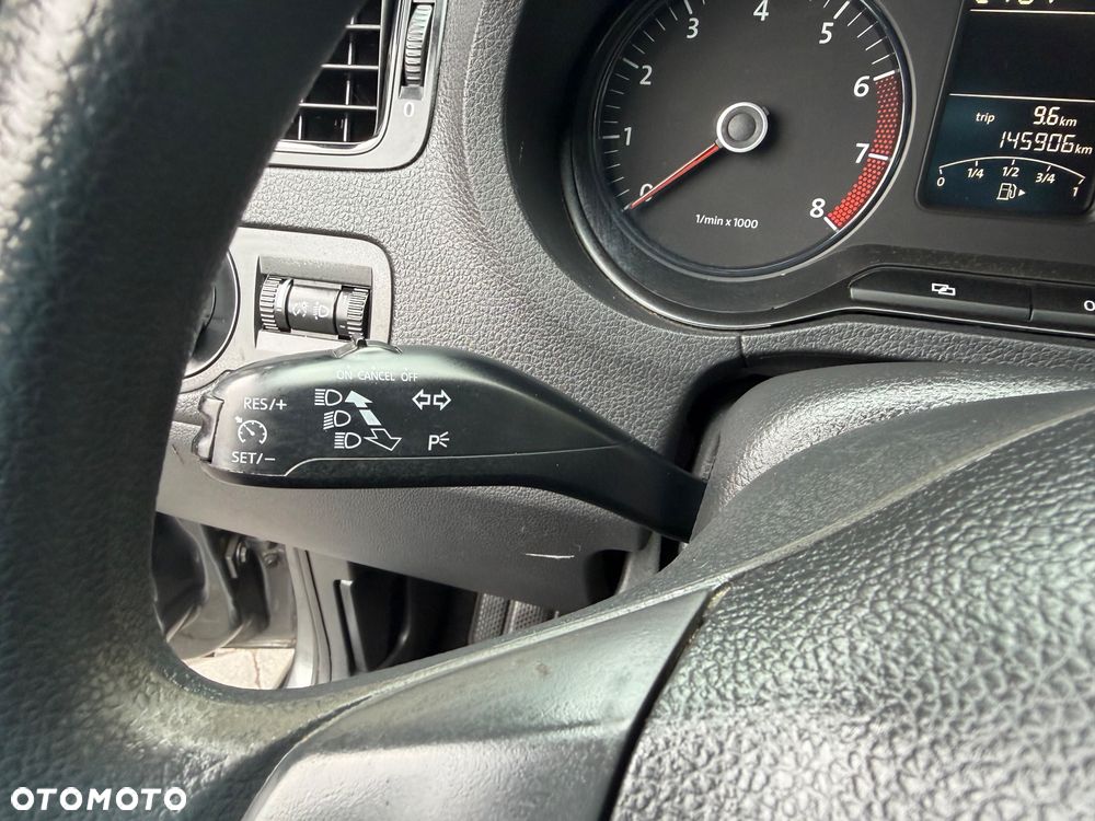 Volkswagen Polo - 18