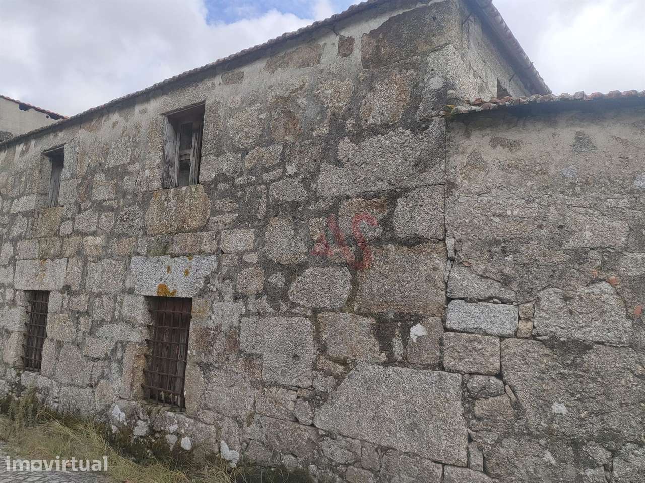 Quinta com 33.206 m2 em LOUSADA | Possui água de mina |  junto ao Parq - Grande imagem: 3/10