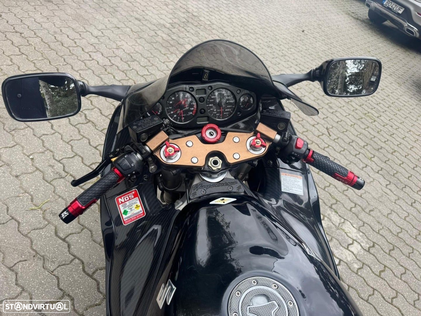 Suzuki Hayabusa 1300 - 10