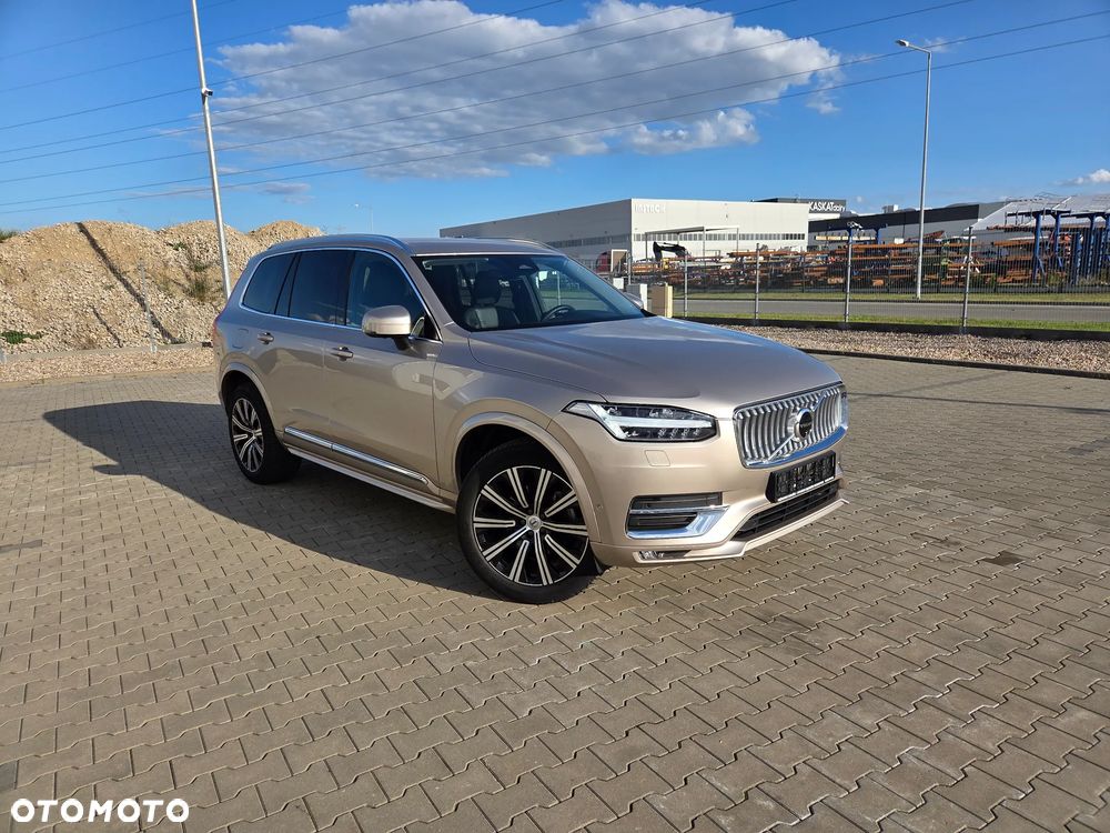 Volvo XC 90 B5 D AWD Plus Bright - 2