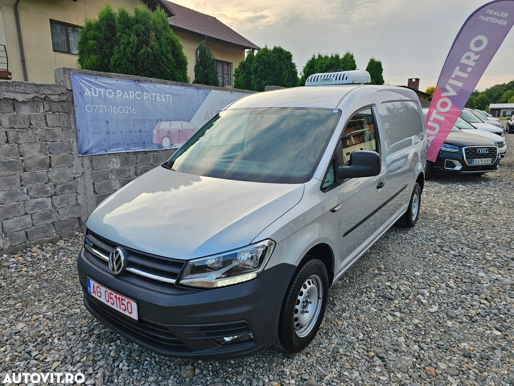 Volkswagen CADDY MAXI FRIGORIFIC IZOTERMA GPL DIN FABRICA - 13