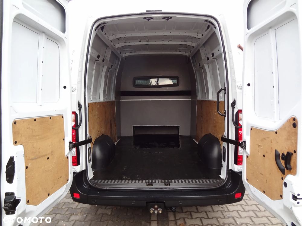 Renault Master - 18