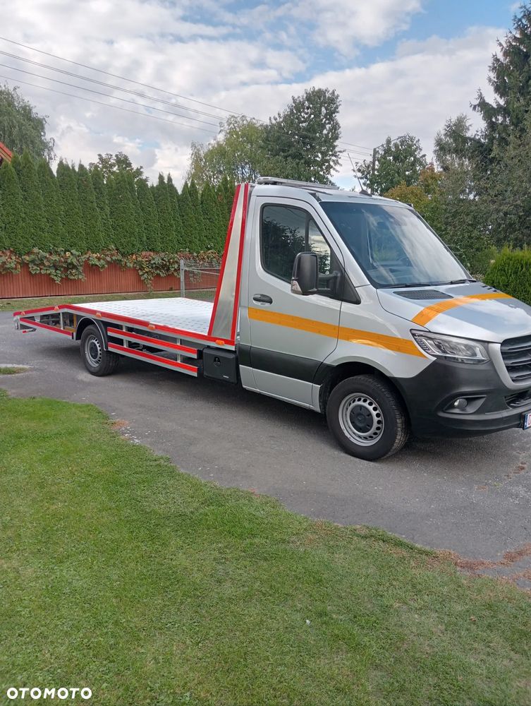 Mercedes-Benz Sprinter 907 - 10