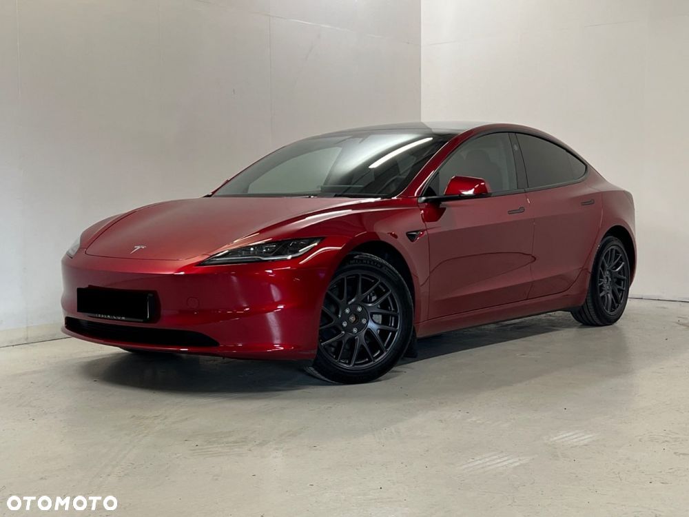 Tesla Model 3 - 7