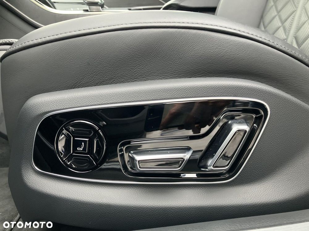 Audi A8 - 14
