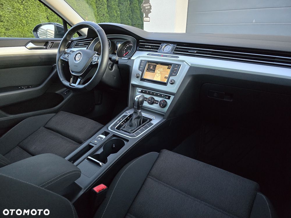 Volkswagen Passat 1.8 TSI BMT Highline DSG - 18