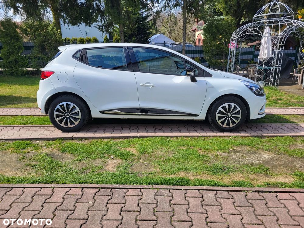 Renault Clio 0.9 Energy TCe Limited EU6 - 12