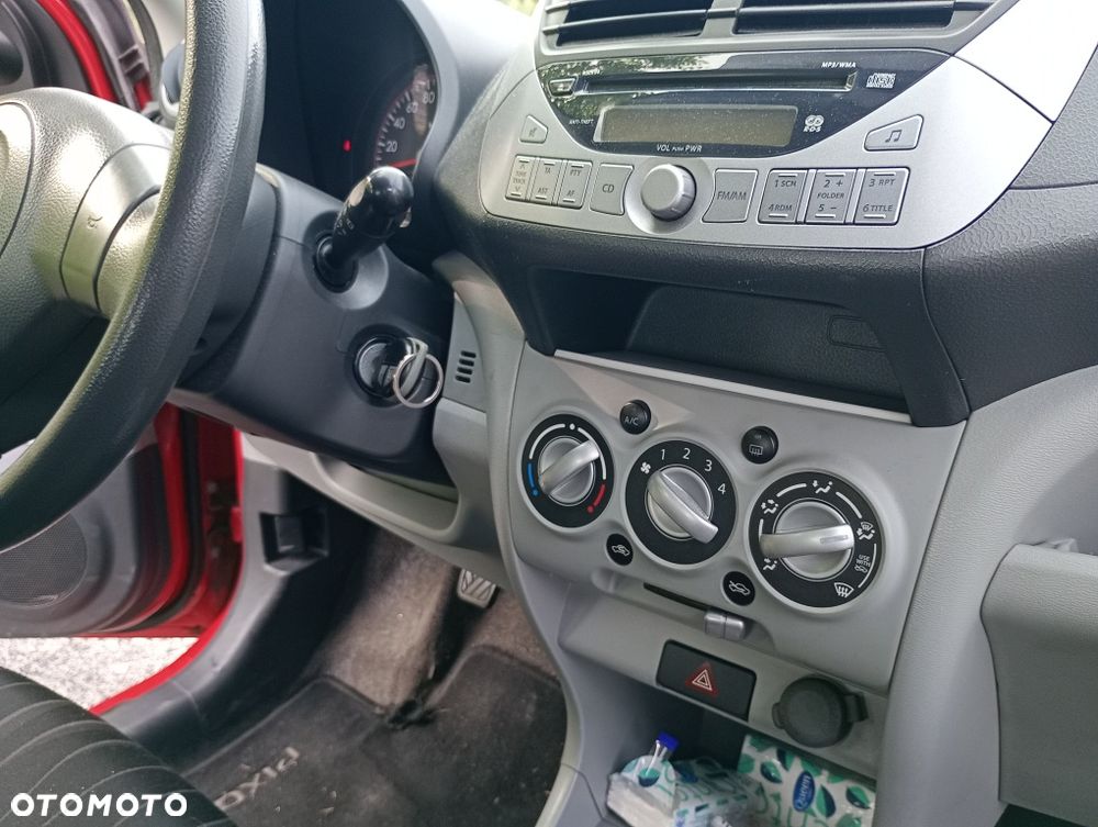 Nissan Pixo - 7