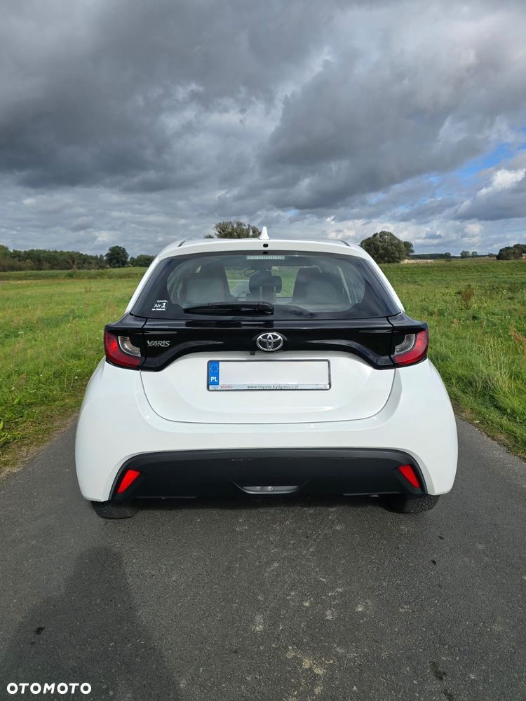 Toyota Yaris 1.5 Comfort - 6