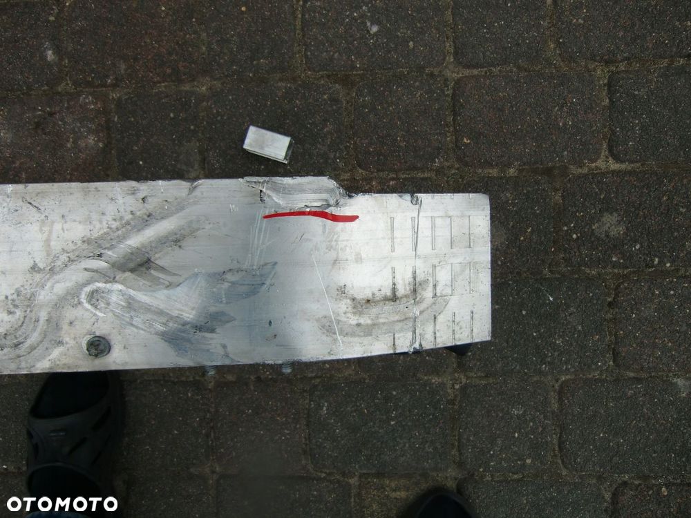 BELKA ZDERZAKA STREFY MERCEDES B-KLASA A 247 A-KLASA A 177 - 3