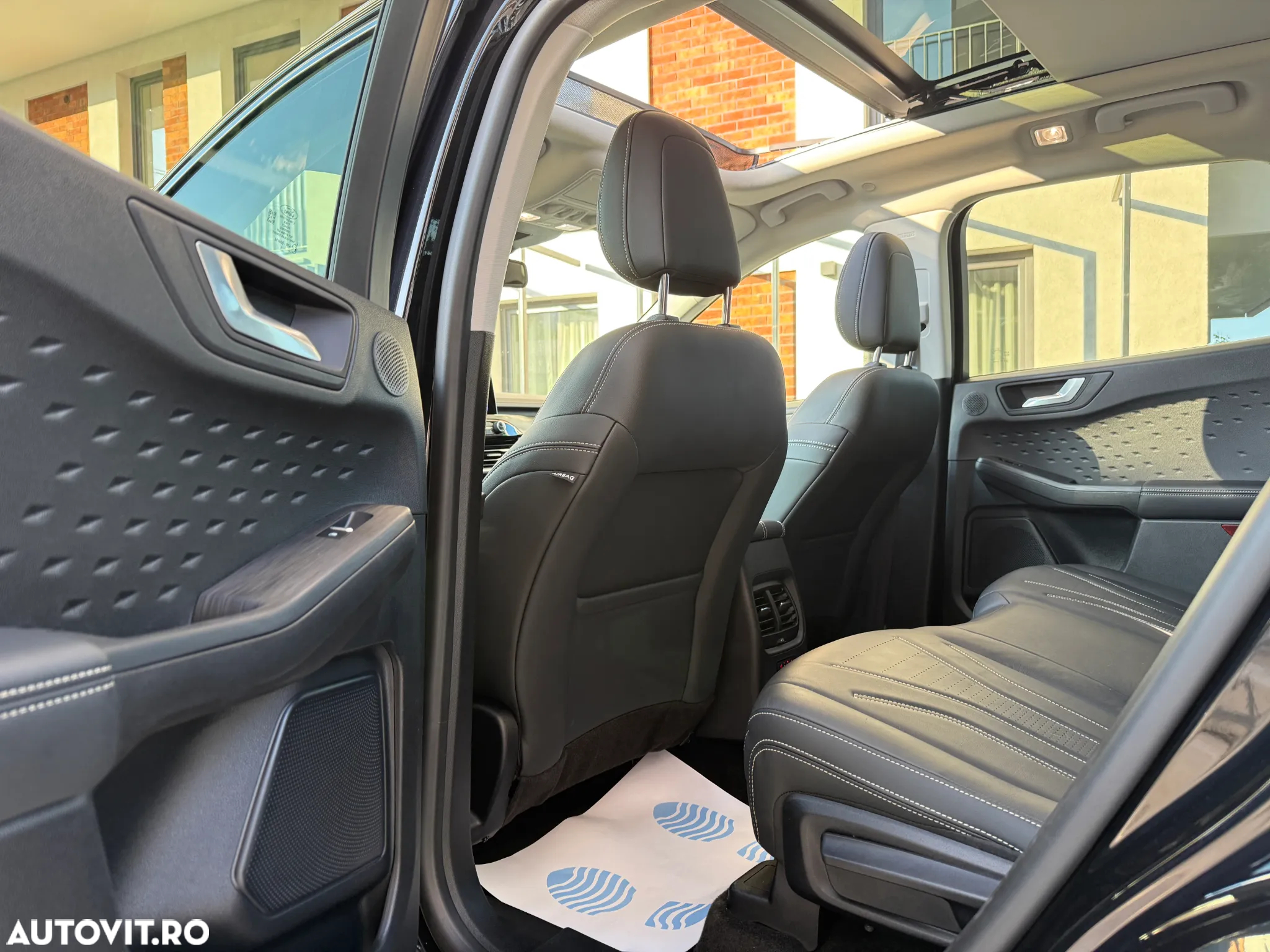 Ford Kuga 2.5 Duratec PHEV Vignale - 34