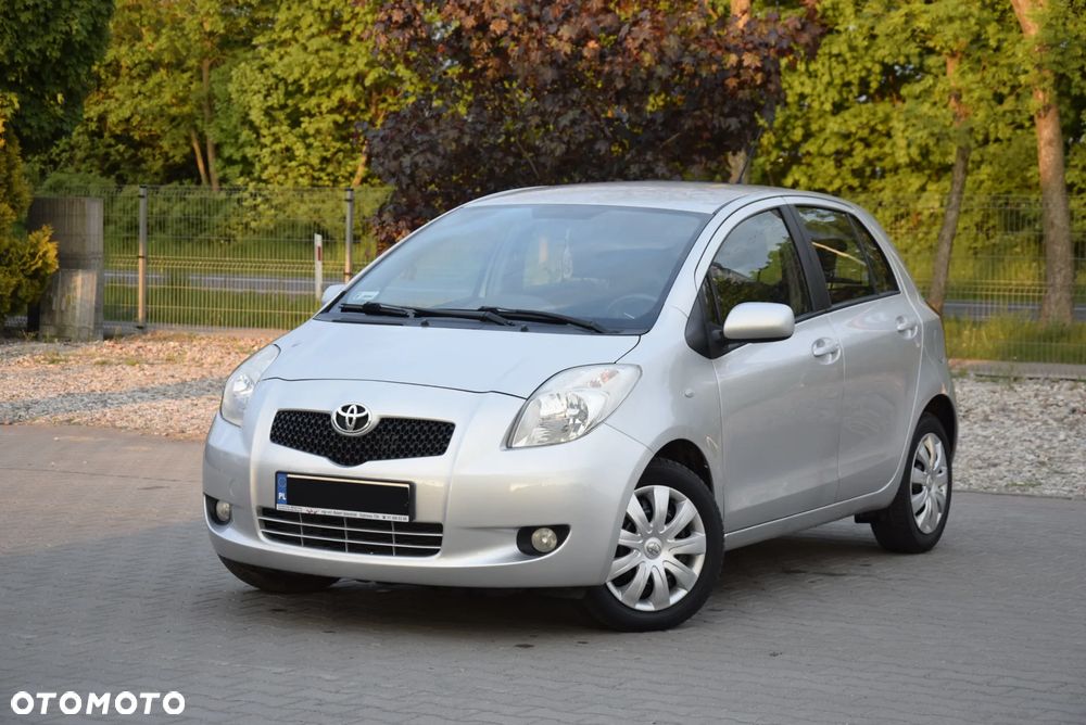Toyota Yaris - 15