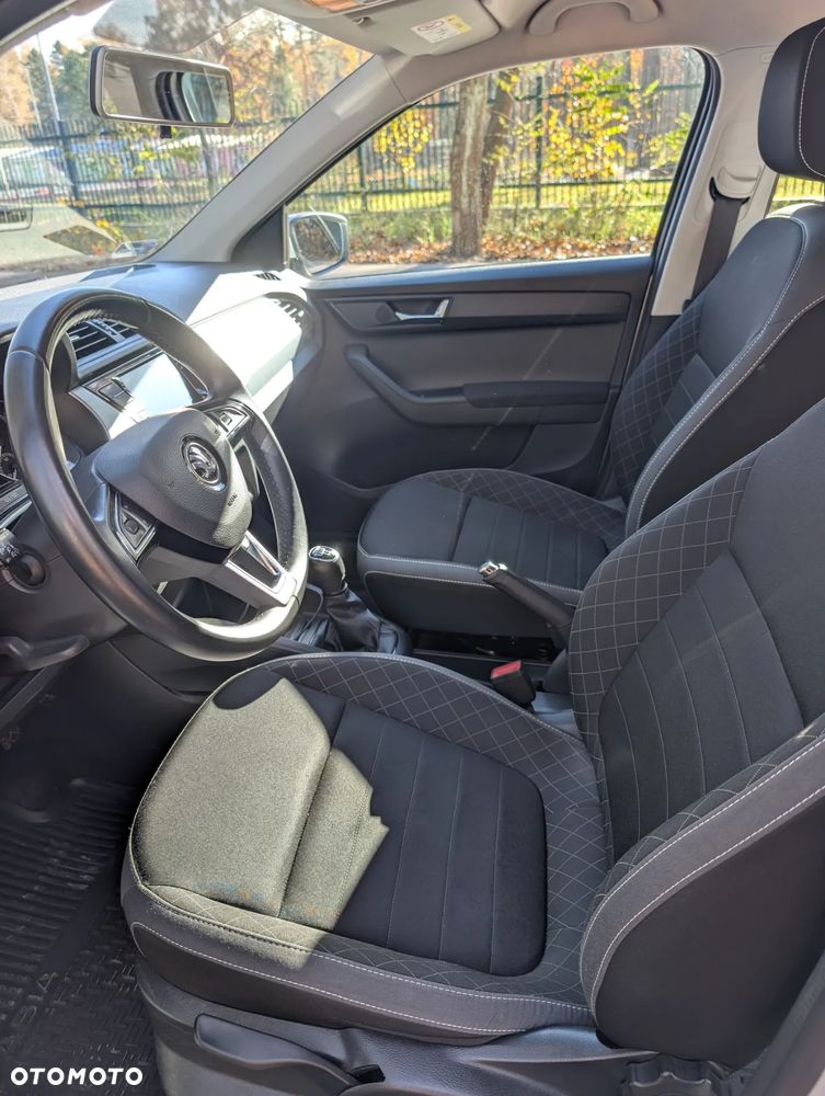 Skoda Fabia 1.0 TSI Ambition - 10