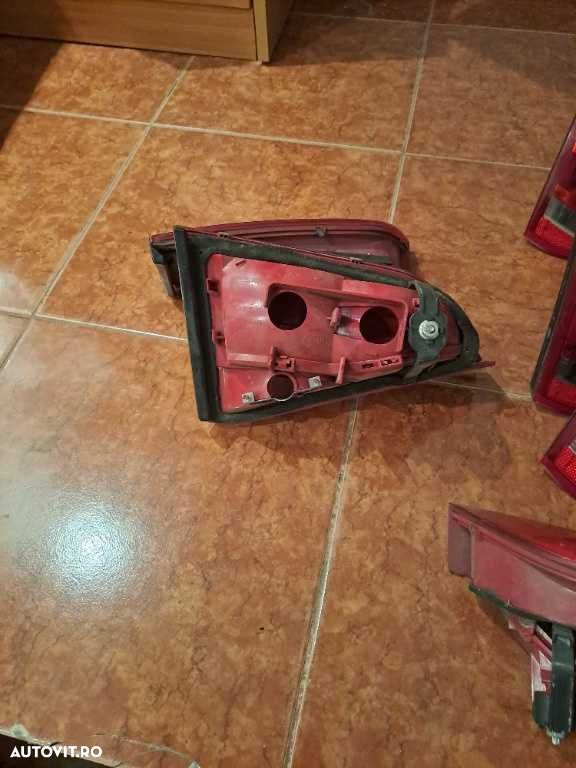 Stop stanga pe portbagaj Audi A4 B8 berlina original - 2