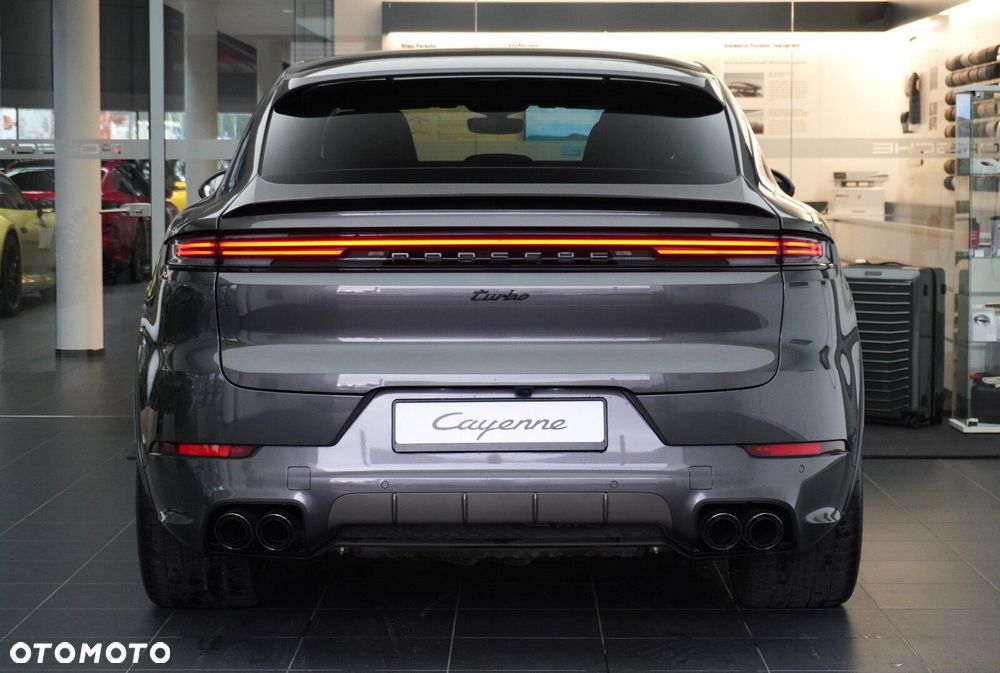 Porsche Cayenne - 5