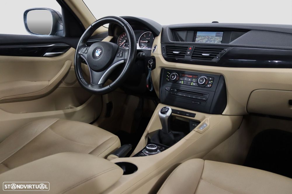 BMW X1 sDrive18d - 4