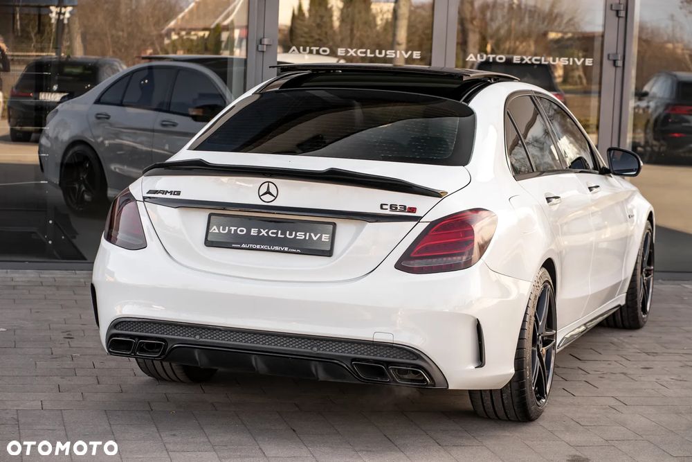 Mercedes-Benz Klasa C AMG 63 S AMG Speedshift 7G-MCT - 24
