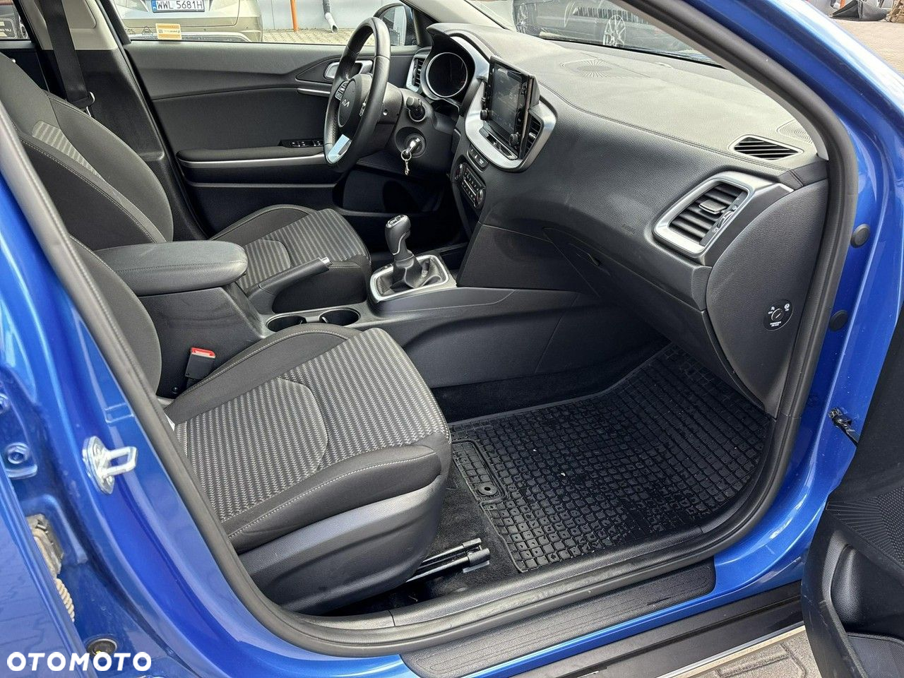 Kia XCeed 1.5 T-GDI M - 18